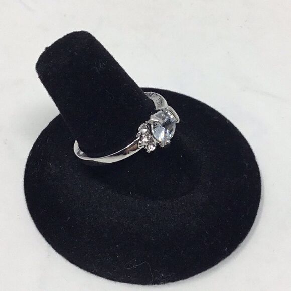 Cubic Zirconia Simple Setting Fashion Ring (H15) - Picture 5 of 6